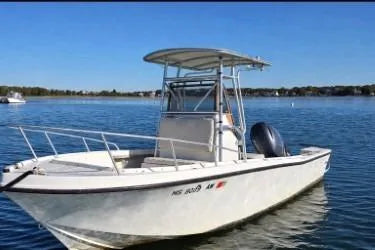 21’ Mako White Center Console Up to 6 Passengers Located in Galveston, TX